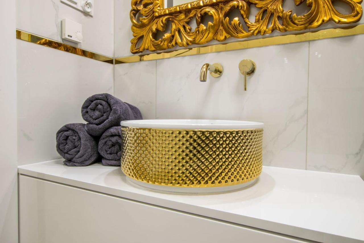 Central Apartments Goleniow Luxury Kültér fotó